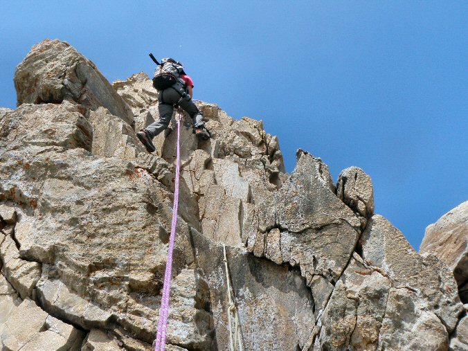 Aiguille de la Vanoise (94).jpg - C'est son premier rappel en montagne